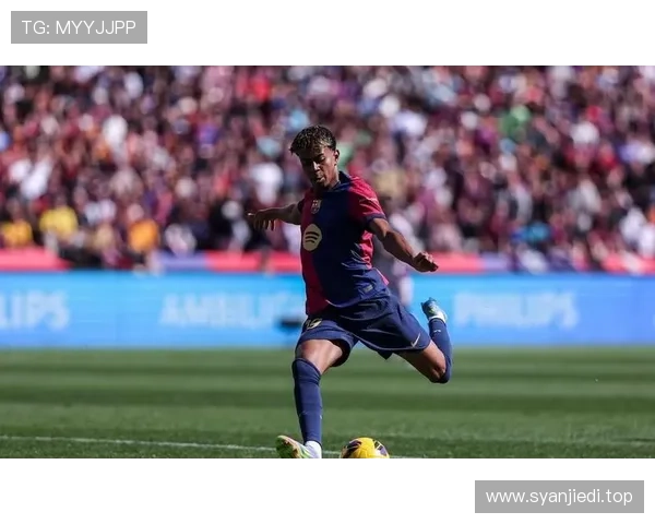 本季联赛帕斯造15球比肩亚马尔